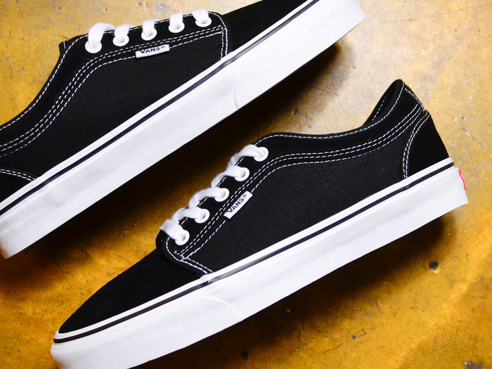 Skate Chukka Low - Black / White