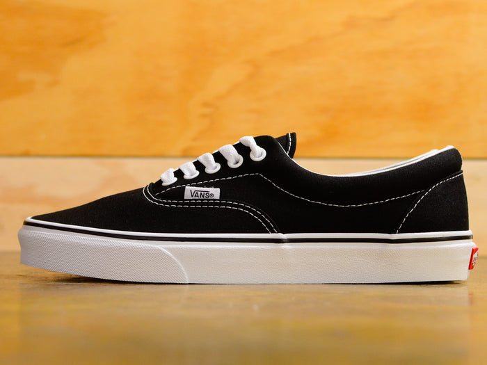 Vans Era - Black / White