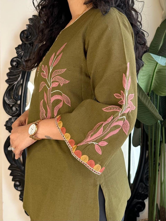 Ariana Embroidered Short Top- Olive