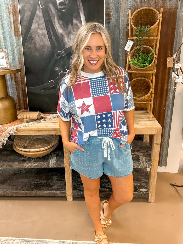 BANDANA PRINTED SHORTS, LT. DENIM