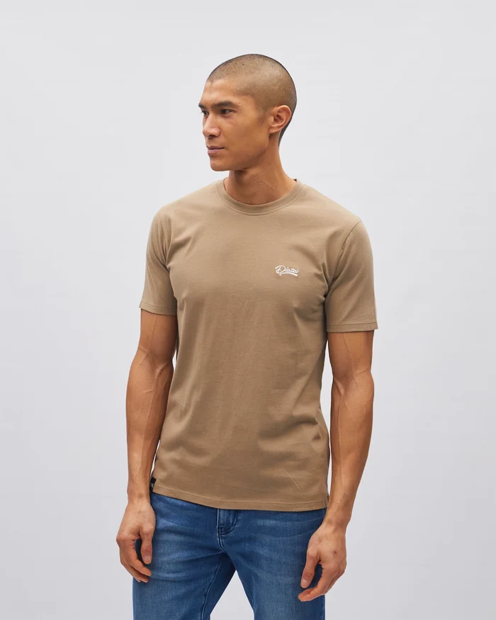 Basic Caden O Neck Tee Walnut Bark