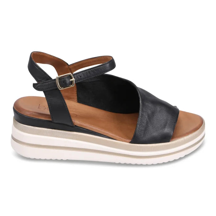 Bueno CARMELA Platform Sandal in Black