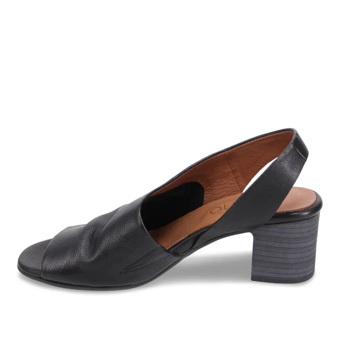 Bueno RYDER Heel in Black