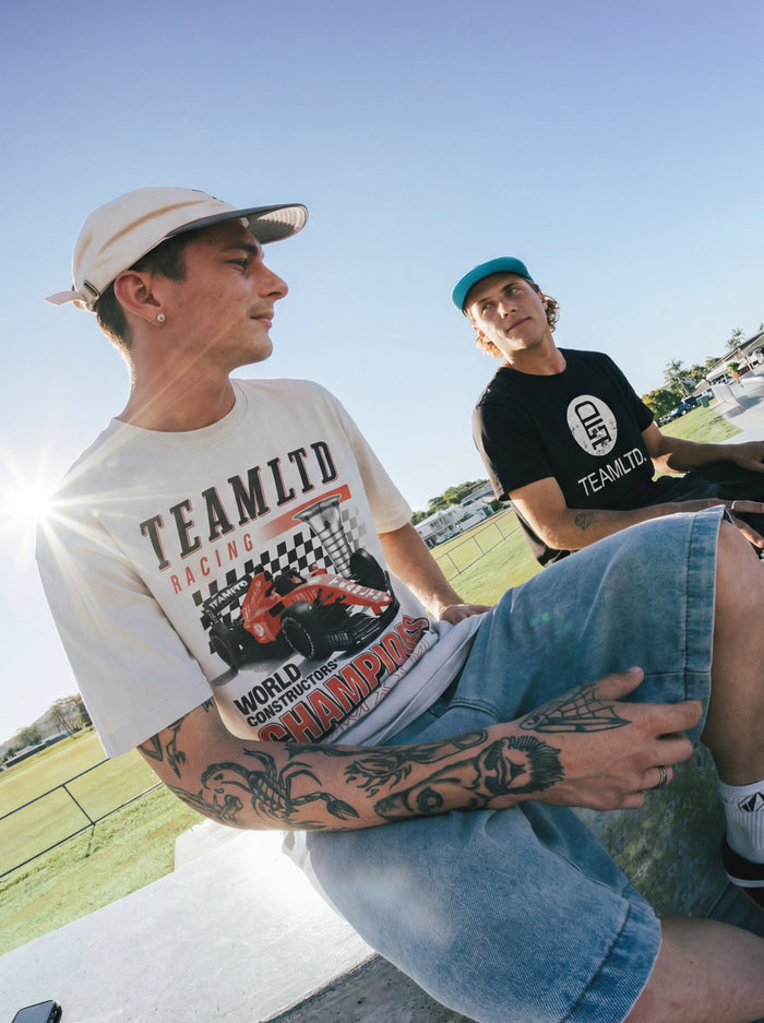 Champions Oversized Tee Tees - Detail