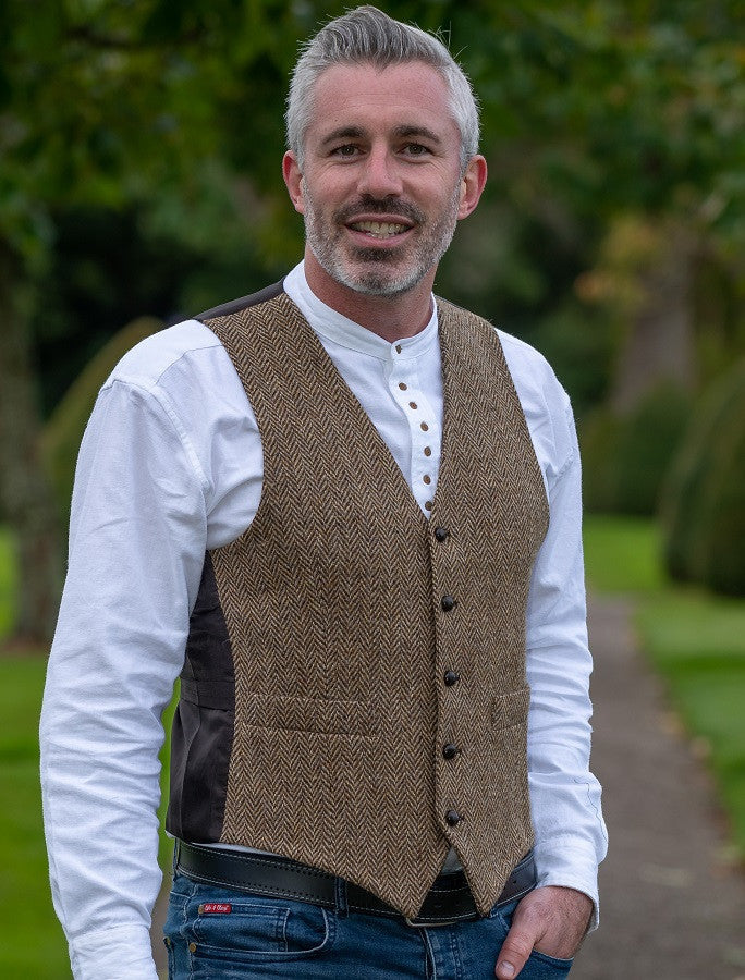 Donegal Tweed Waistcoat - Brown #color_brown