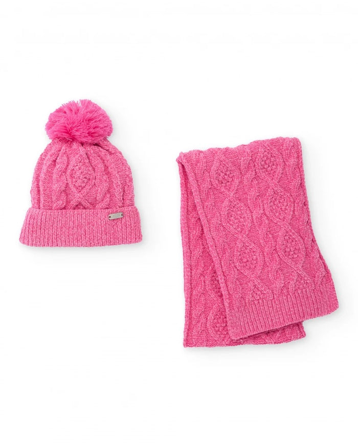 Girls’ pink knit hat and scarf set with pompom