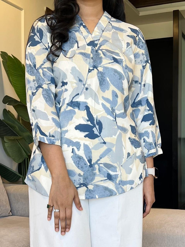 Giva Rayon Short Top- Blue Watercolor