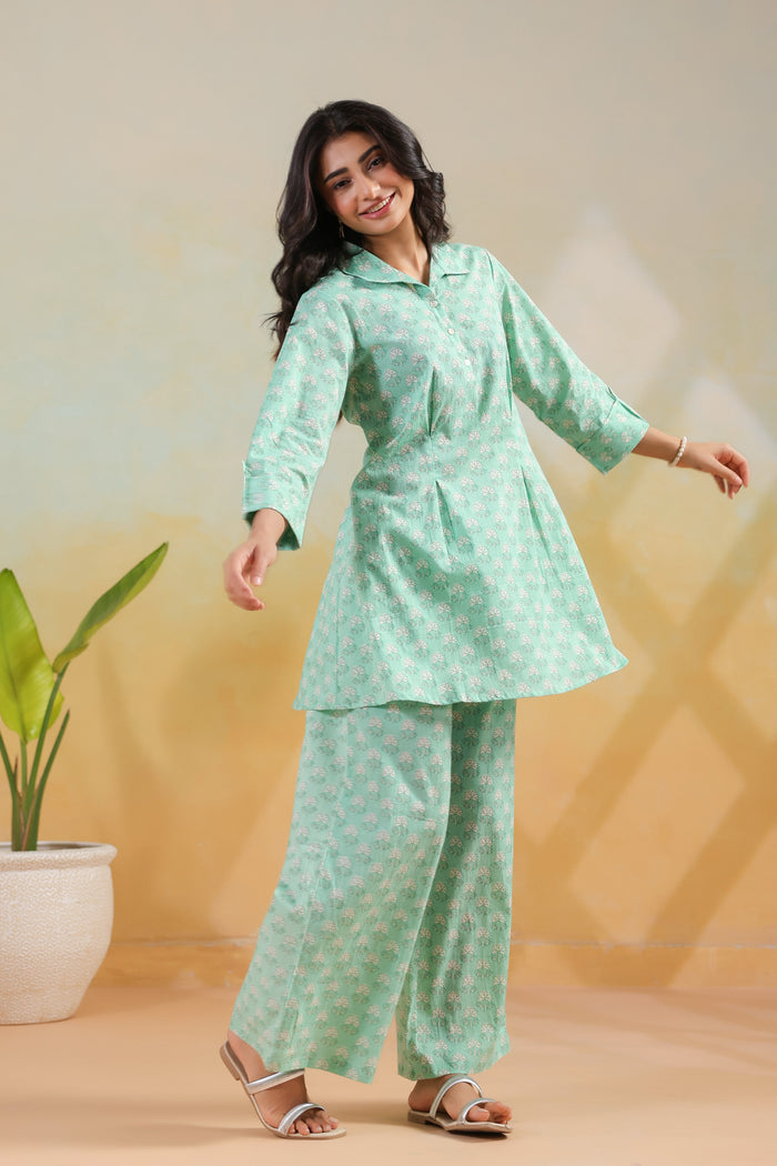 Green Floral Blossom Printed Regular Fit Cotton Co-ord Set