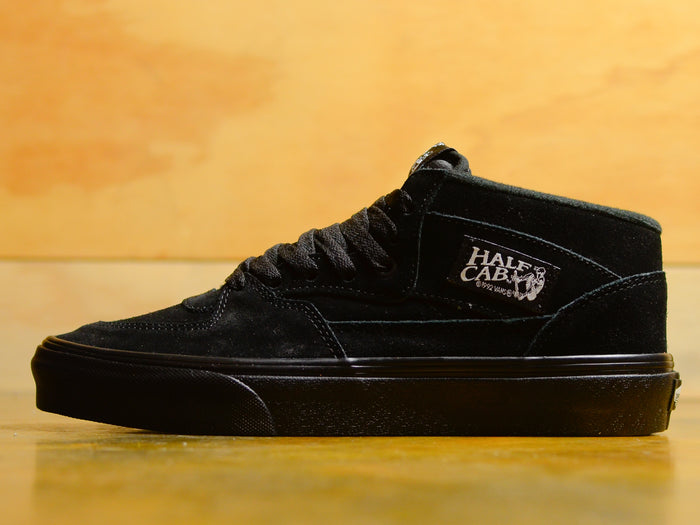 Half Cab - Black / Black