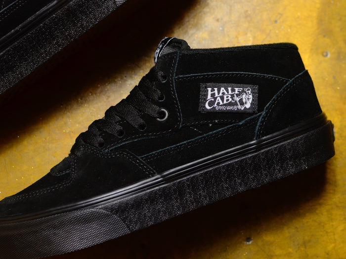 Half Cab - Black / Black