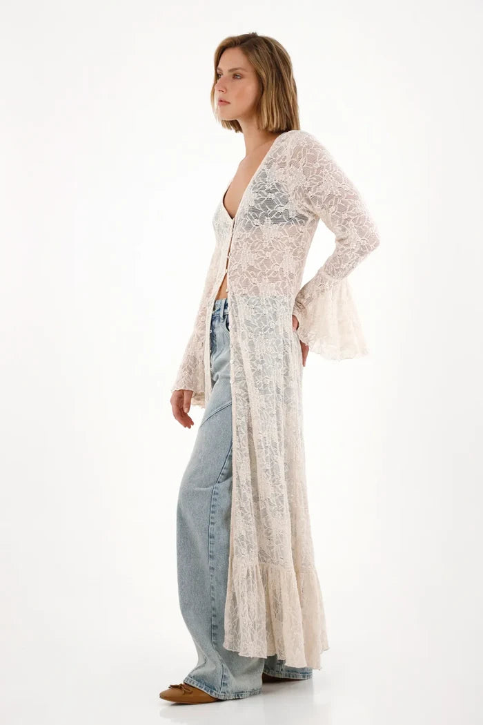Kimono with ruffles and textured off-white fabric for women