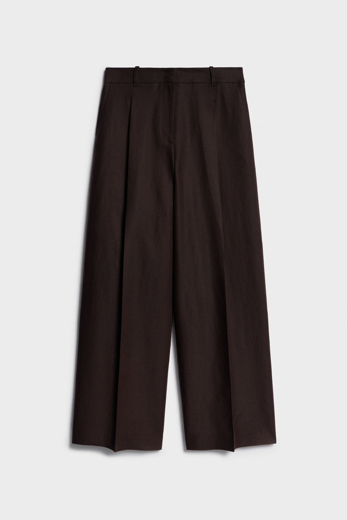 DARK BROWN