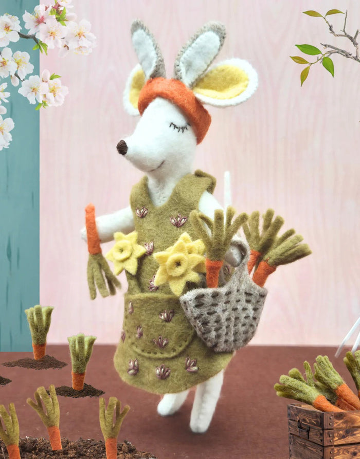 Little Mouse is a Bunny Felt Craft Mini Kit, Corinne Lapierre
