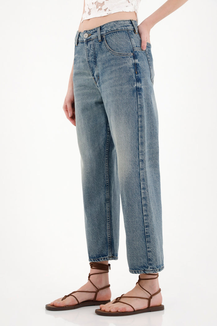 Medium Rise Straight Jeans in Blue for Women