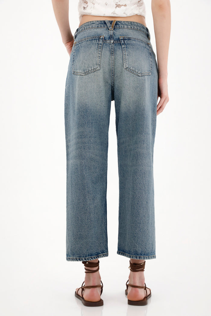Medium Rise Straight Jeans in Blue for Women