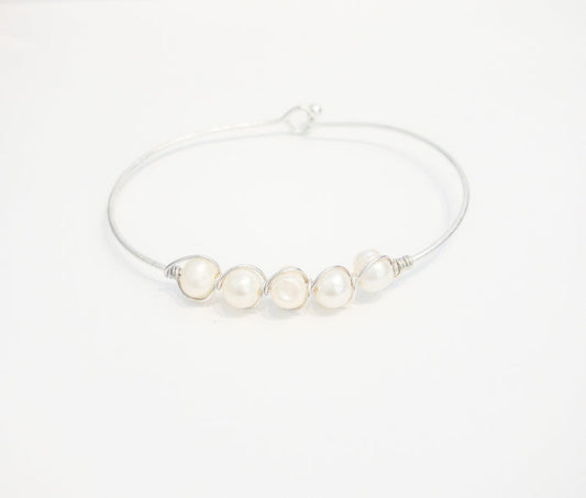 Fresh water pearl bracelet