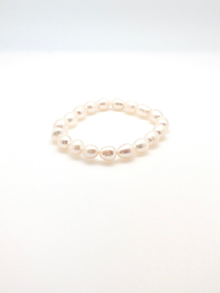 oval shaped pearl bracelet Muriel pearl bracelet