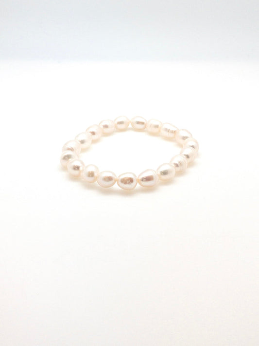 oval shaped pearl bracelet Muriel pearl bracelet