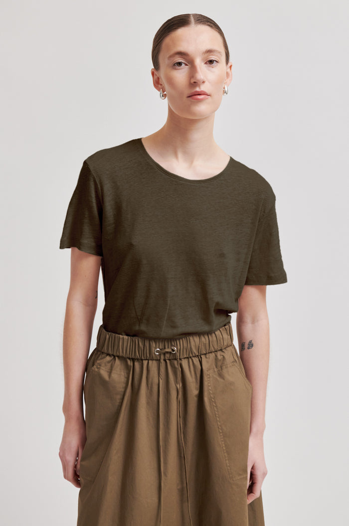 Peony O-Neck New Tee