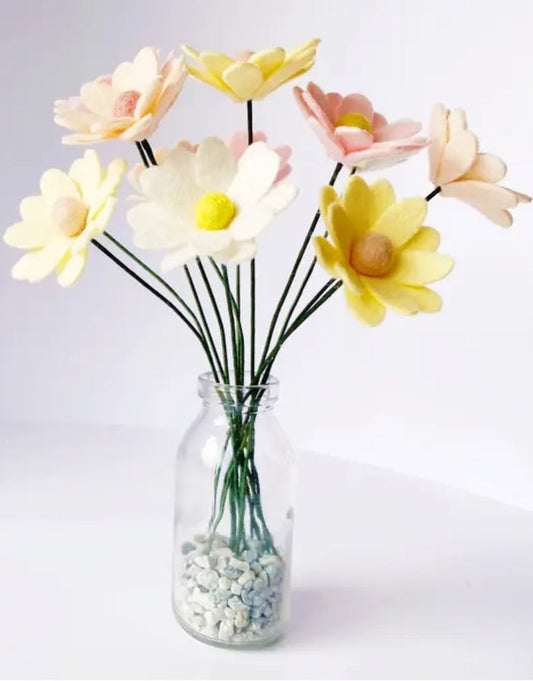 Posy Collection: Dainty Daisies Felt Flower Craft Kit, The Handmade Florist