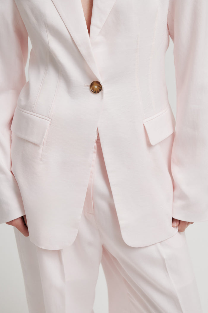 Refined Fitted Blazer