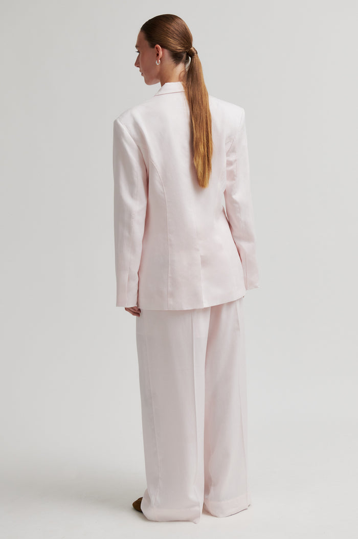 Refined Fitted Blazer