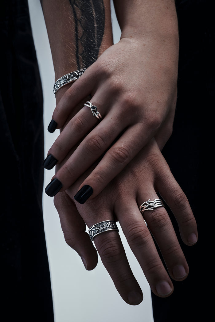 Rosethorn Sterling Silver Black Spinel Band - 9mm