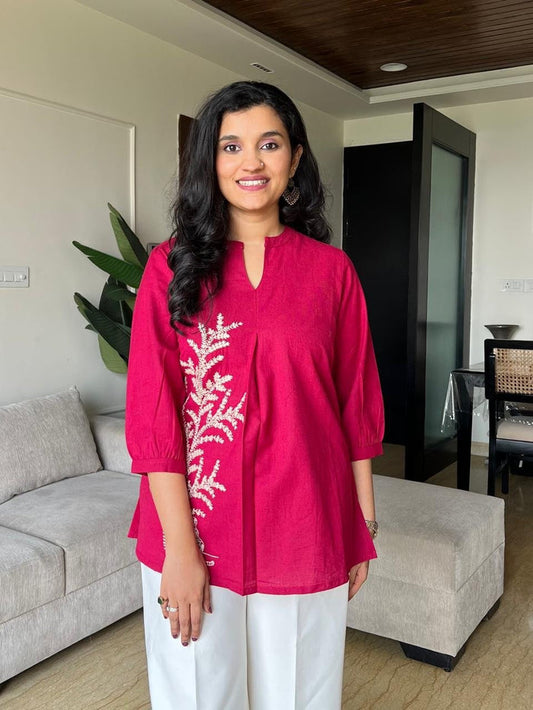 Saisha Embroidered Short Top- Pink