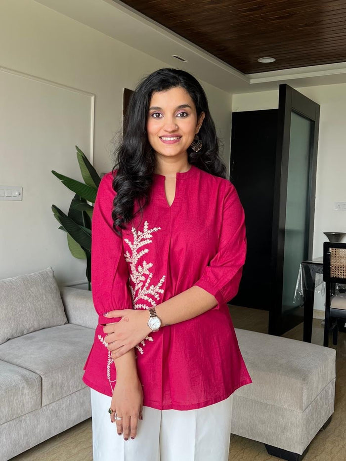 Saisha Embroidered Short Top- Pink
