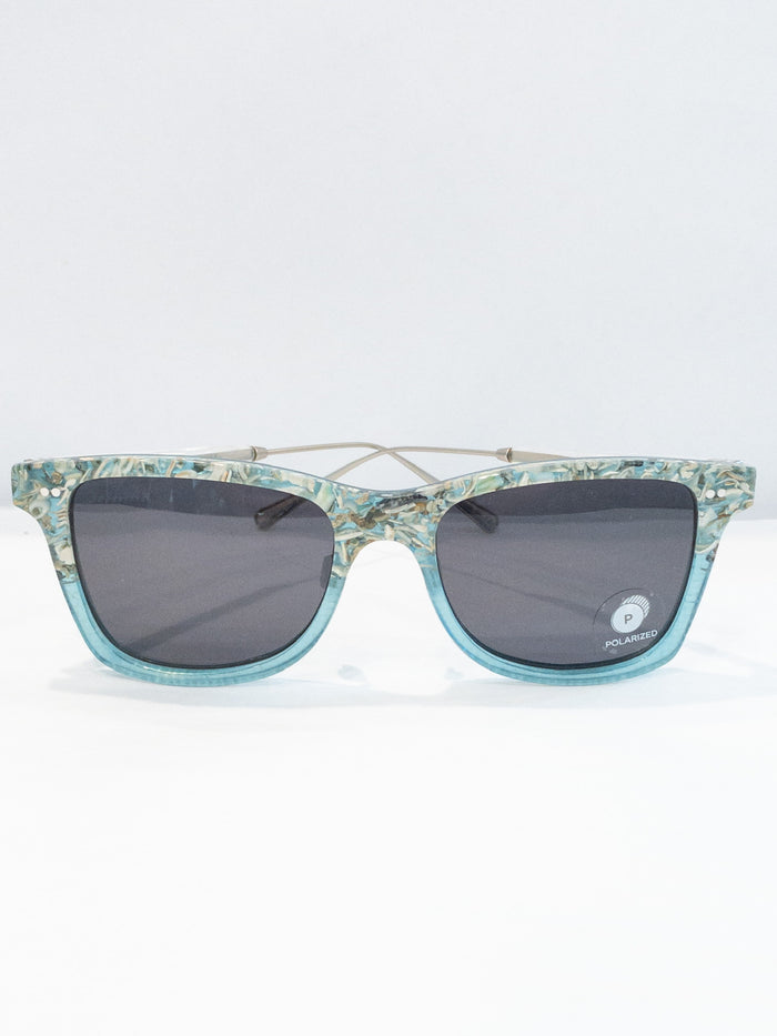 Canby shwood glasses with real shells inside