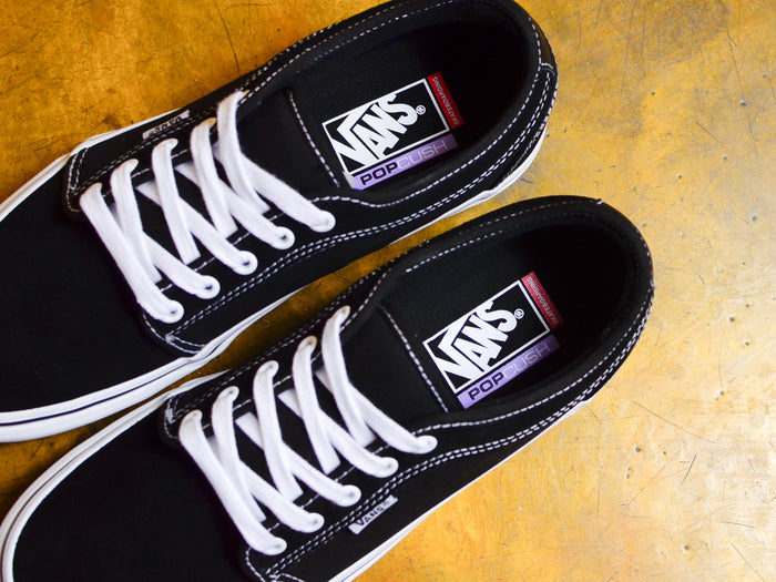 Skate Chukka Low - Black / White