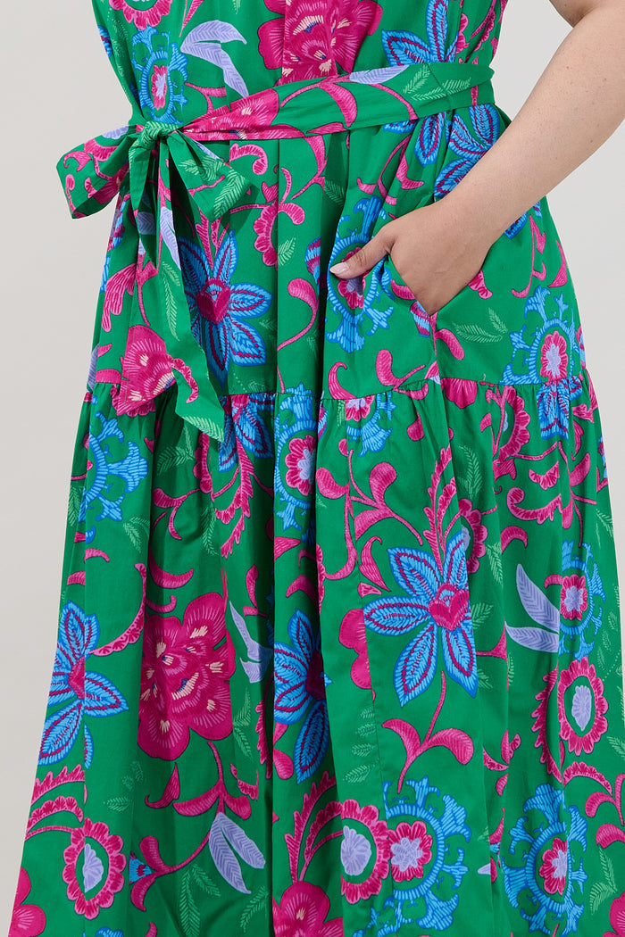 Socoro Sleeveless Halter Midi Dress Cabina Floral Curve