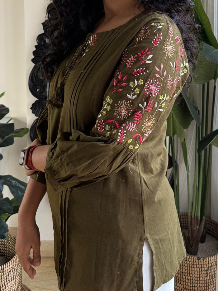 Suri Embroidered Tassel Top- Olive