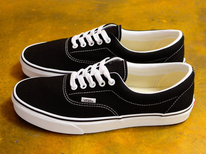 Vans Era - Black / White