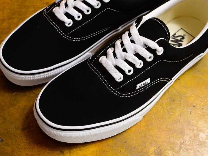 Vans Era - Black / White