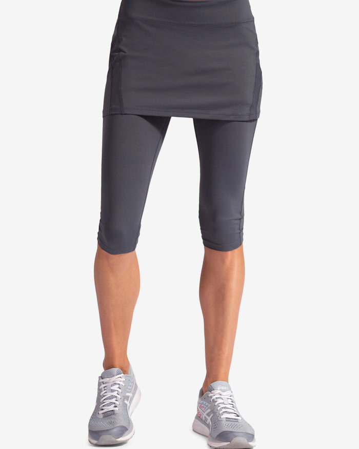 Women wearing smoke capri skort . (Style 6002) - BloqUV