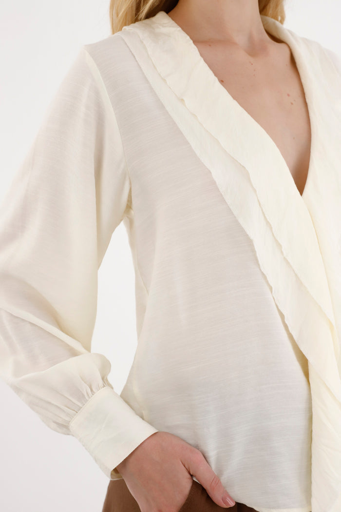 Women's Crudo V-Neck Blouse with Ruffles